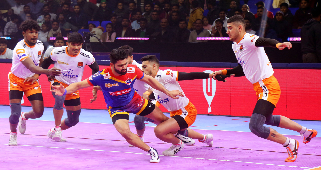 Puneri Paltan register sixth consecutive win in the ongoing Pro Kabbadi League